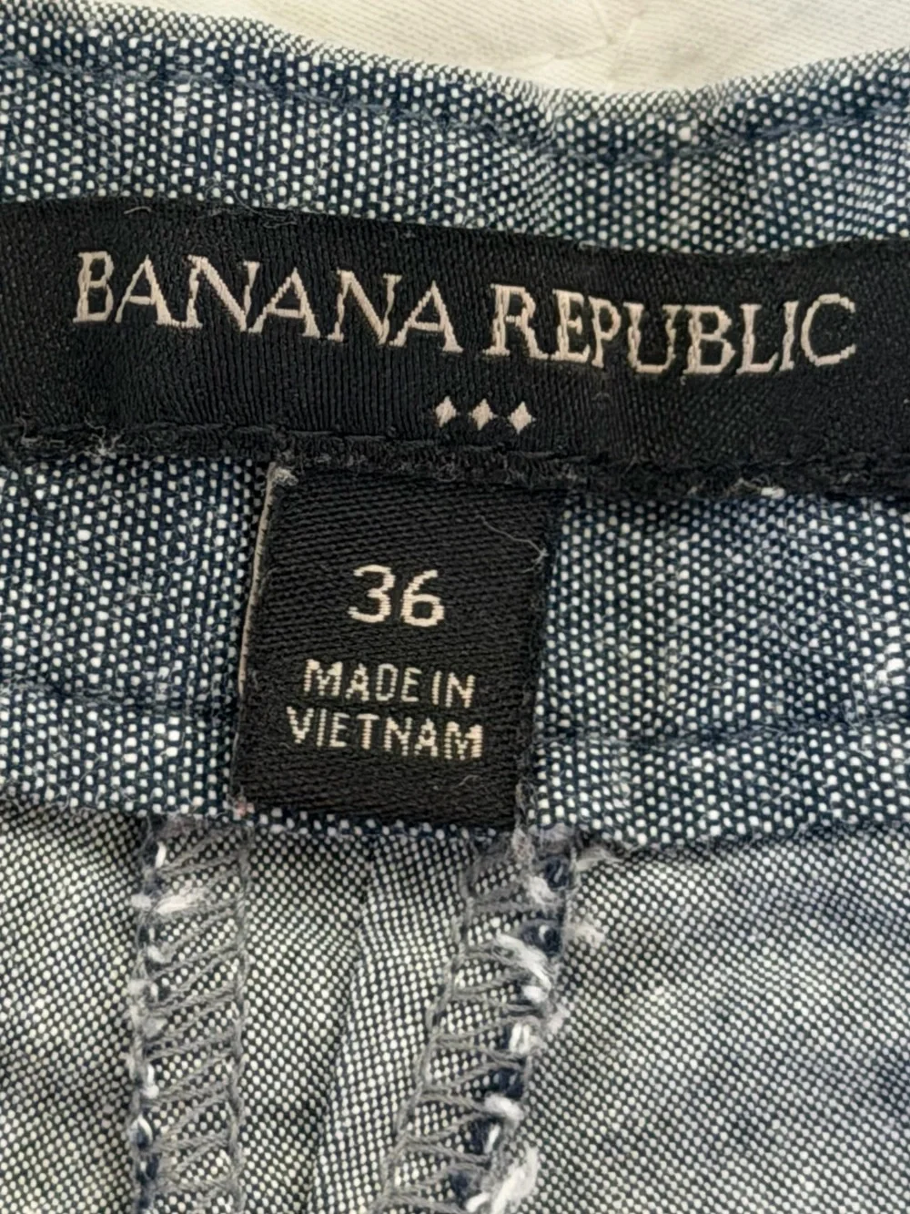 Banana Republic gray and white Striped Casual Shorts size 36